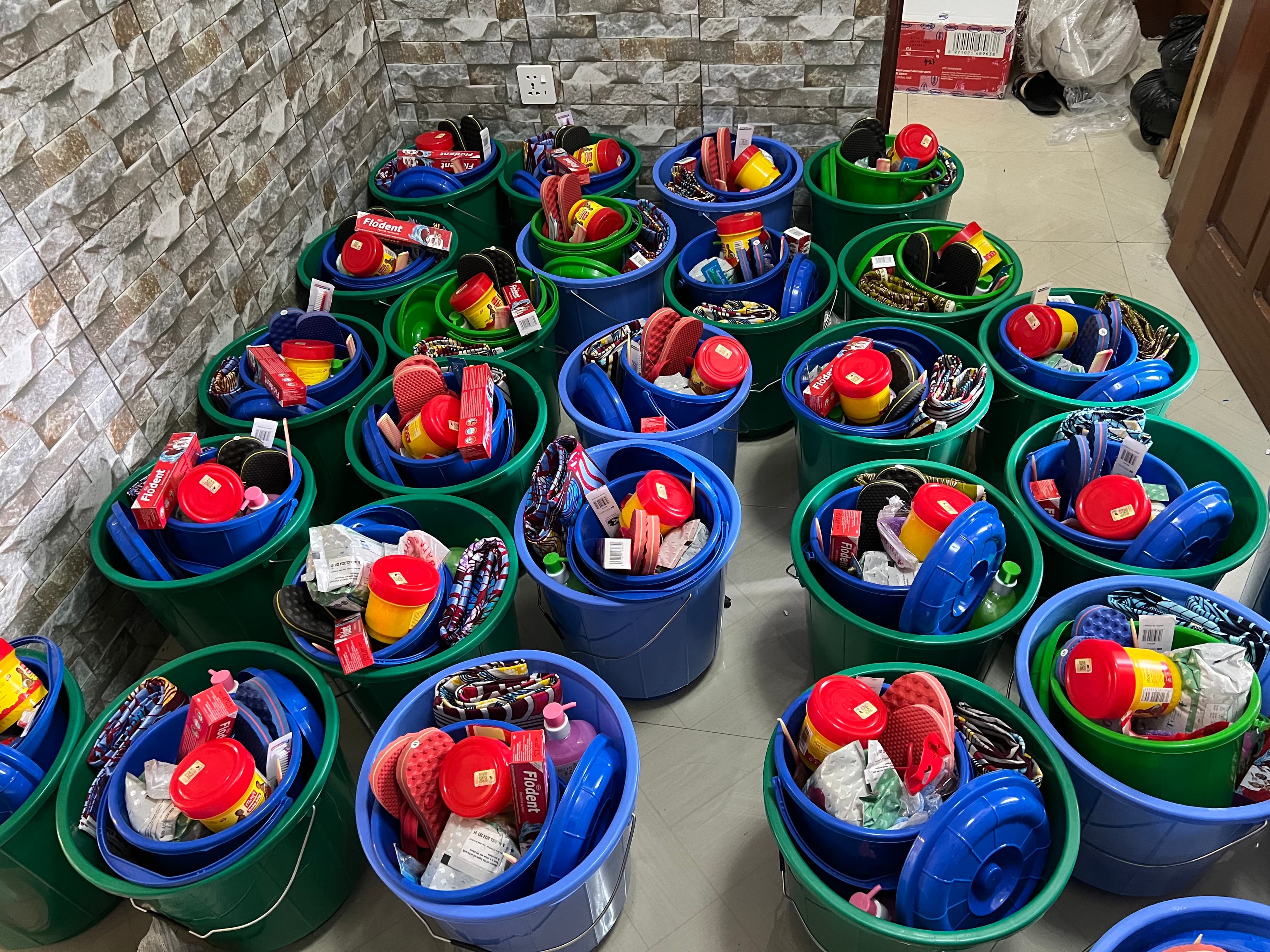 Fourniture de kits de dignité et transfert de fonds - Image 3